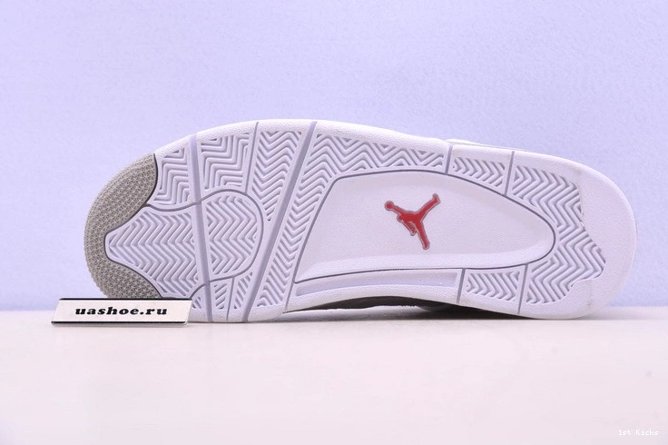 White  4 Jordan CT8527-100 Retro Oreo 1112